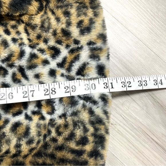 1 Sunset Lane Coat Women’s Medium Leopard Print 2 Snap Front Faux Fur - Picture 8 of 9